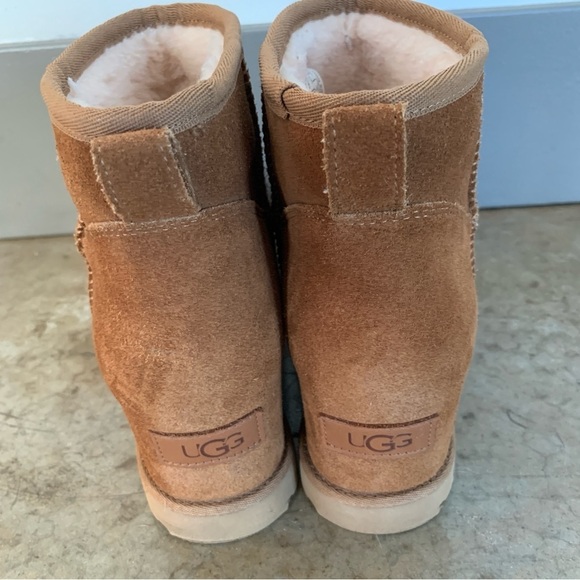 Ugg Classic Femme Mini Wedge Boot Size 9 - Picture 7 of 10